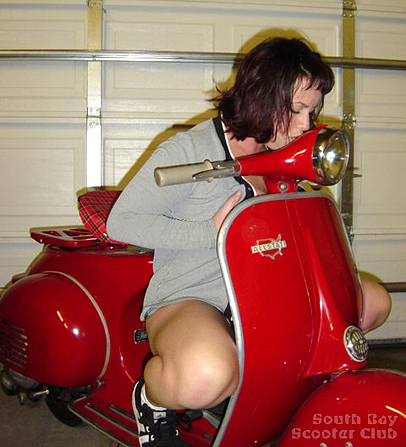 a_erin_vespa07.jpg